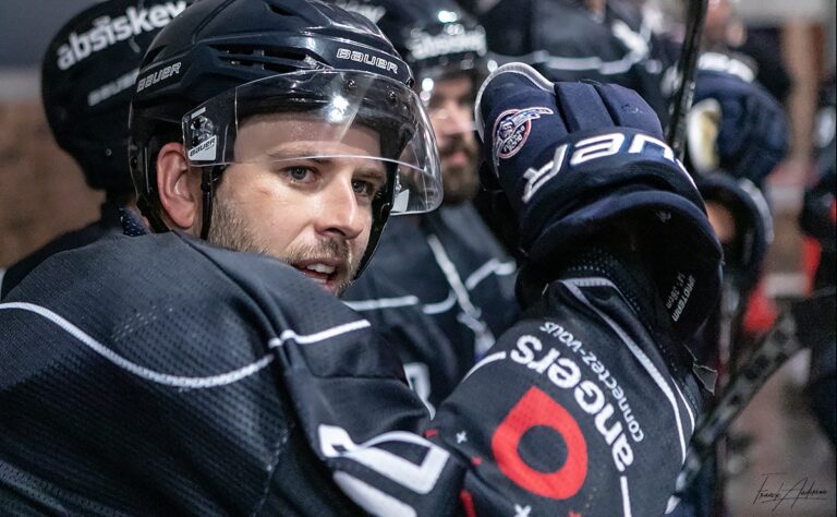 Cody CAMPBELL rempile pour une 8ème saison !